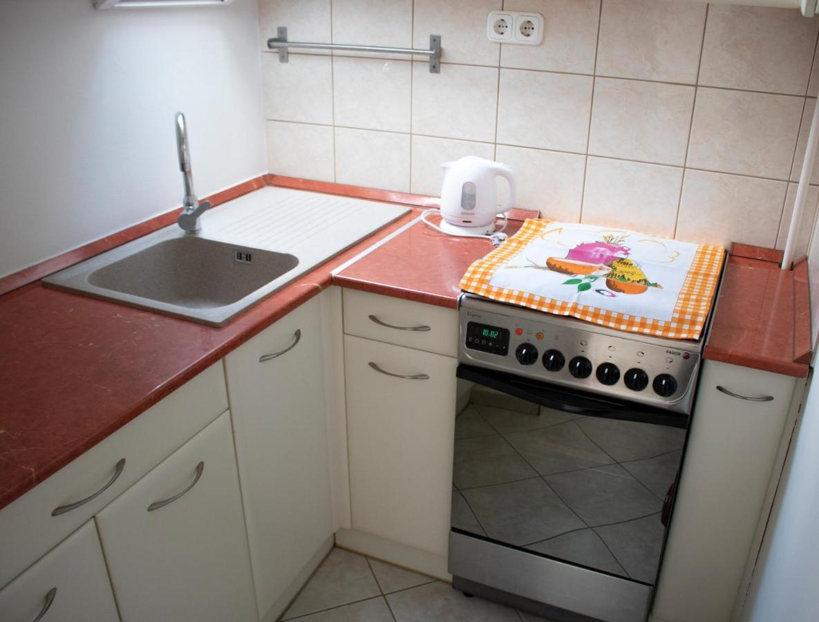 Csalogany Apartman Lägenhet Szekszárd Exteriör bild