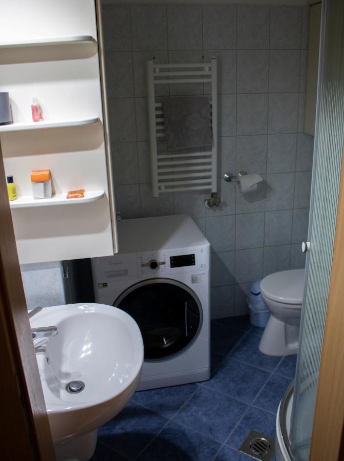 Csalogany Apartman Lägenhet Szekszárd Exteriör bild